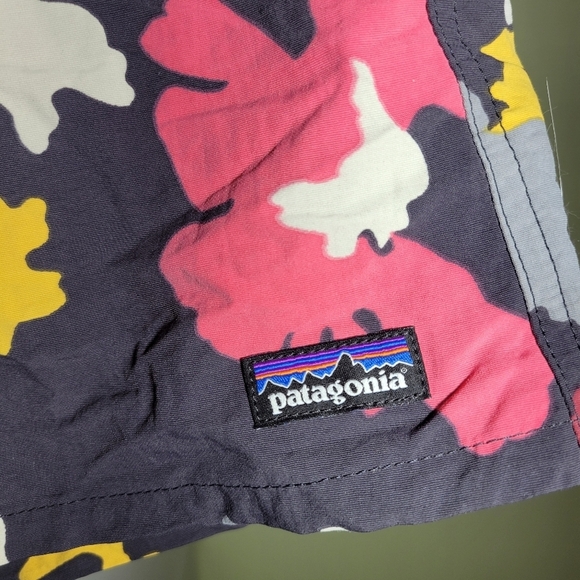 Patagonia floral swim bermuda outdoors hiking travel shorts drawstring small - Picture 4 of 8